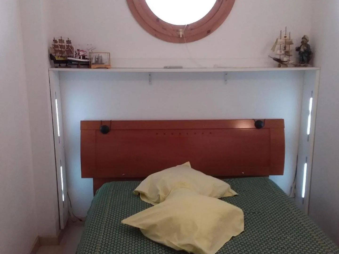 아파트 Appartement In Roses Mit Grill, Gemeinschaftlichem Pool Und Terrasse